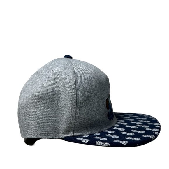 Disney- Men's Navy/Grey- Stich- Embroidered Flat bill Snapback Cap- OS - Picture 9 of 12